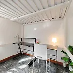 Cost - Free Wifi & 5 Min Centre أوديني